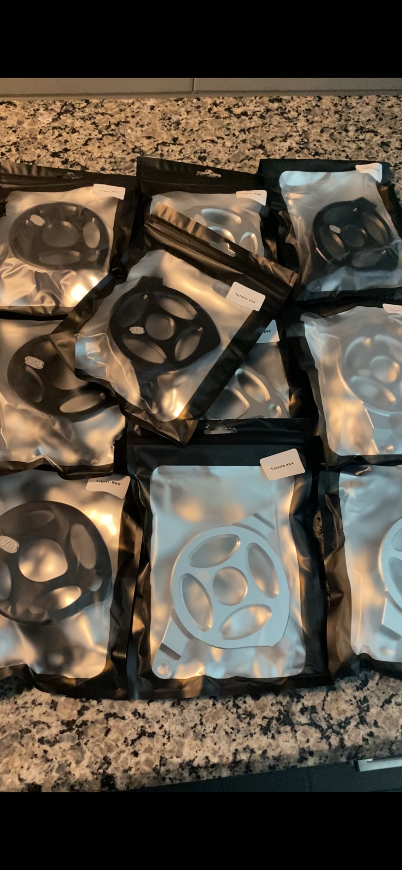 Tuttio metal motorcovers.