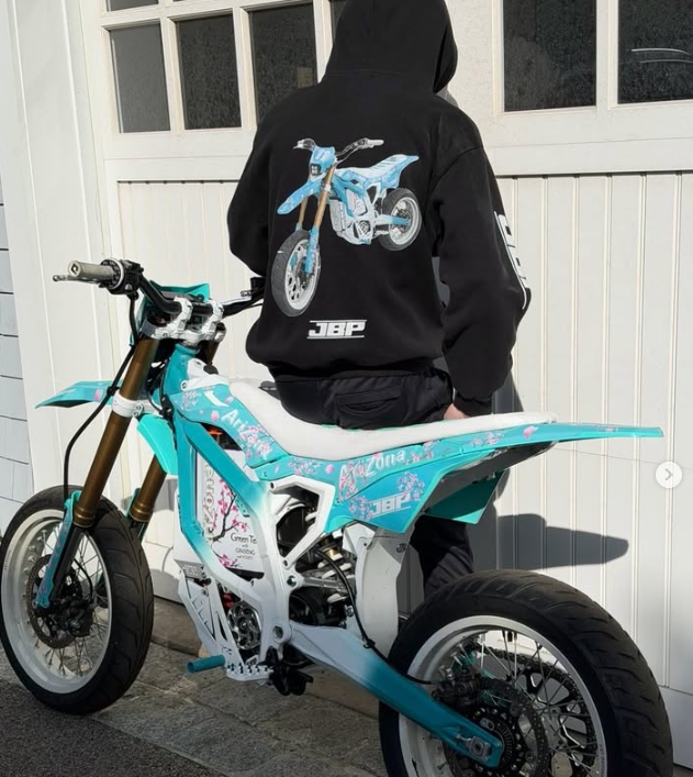 Customized riding hoodie