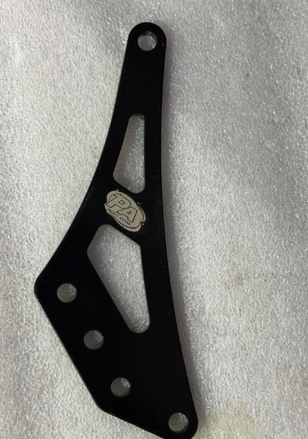Footlocks for ultra bee